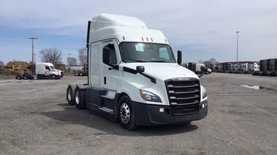 Freightliner Cascadia Sleeper Semi Truck - 48" Extra-Tall Roof, Detroit, Automatic