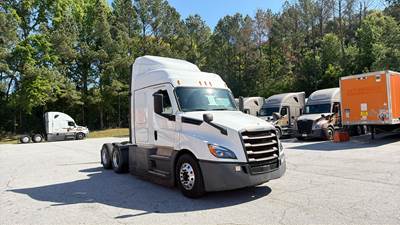 Freightliner Cascadia Sleeper Semi Truck - 48" Extra-Tall Roof, Detroit, Automatic