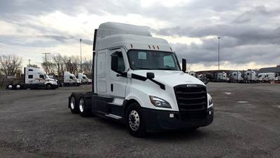 Freightliner Cascadia Sleeper Semi Truck - 48" Extra-Tall Roof, Detroit, Automatic