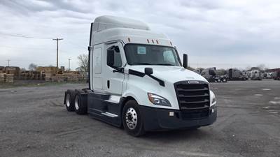 Freightliner Cascadia Sleeper Semi Truck - 48" Extra-Tall Roof, Detroit, Automatic