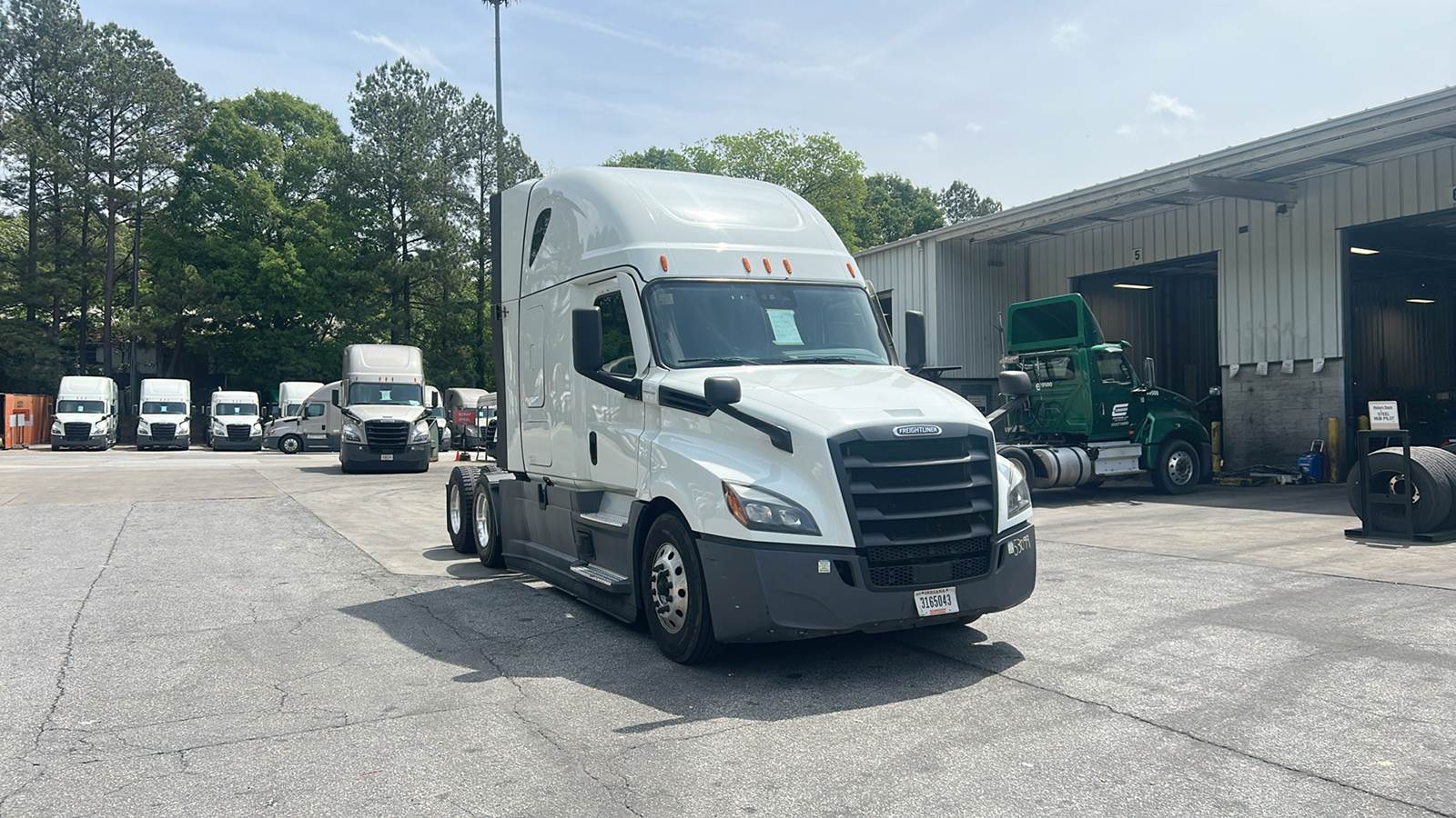 2022 Freightliner sleeper semi-truck