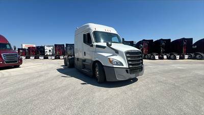 Freightliner Cascadia Sleeper Semi Truck - 72" Extra-Tall Roof, Detroit, Automatic, Battery Powered HVAC with Optimized Idle