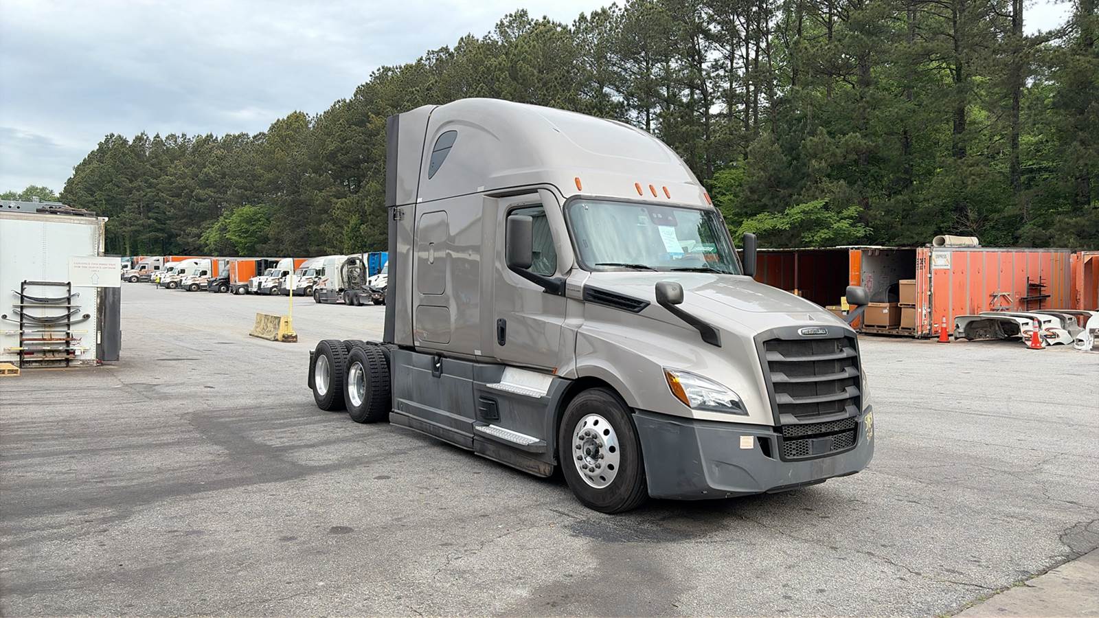 2021 Freightliner sleeper semi-truck