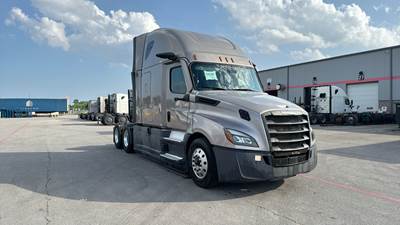 Freightliner Cascadia - 72" Raised Roof Double Bunk Sleeper, Detroit, Automatic, Battery Powered HVAC with Optimized Idle, MirrorEye Equipped
