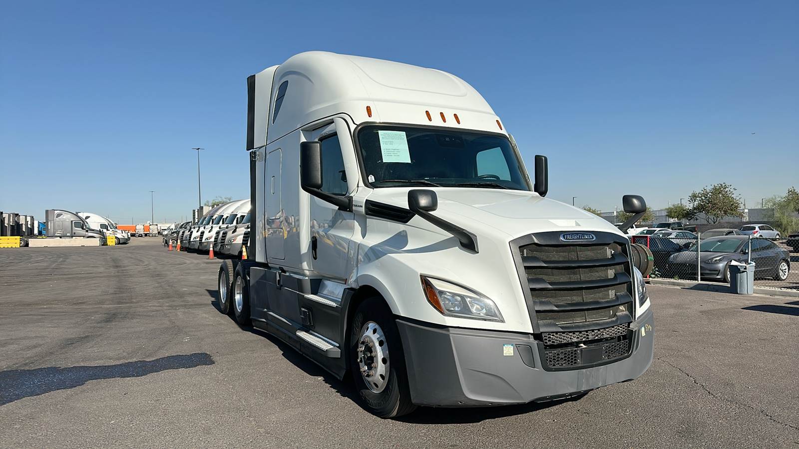 2022 Freightliner sleeper semi-truck