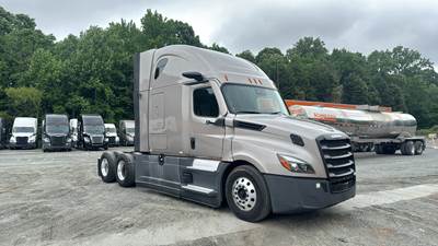 Freightliner Cascadia - 72" Raised Roof Double Bunk Sleeper, Detroit, Automatic, Battery Powered HVAC with Optimized Idle, MirrorEye Equipped