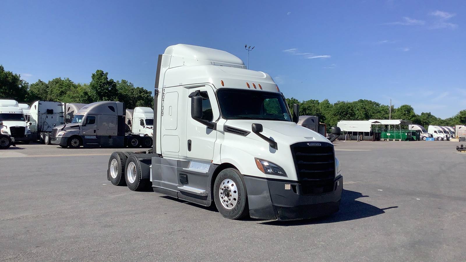 2021 Freightliner sleeper semi-truck