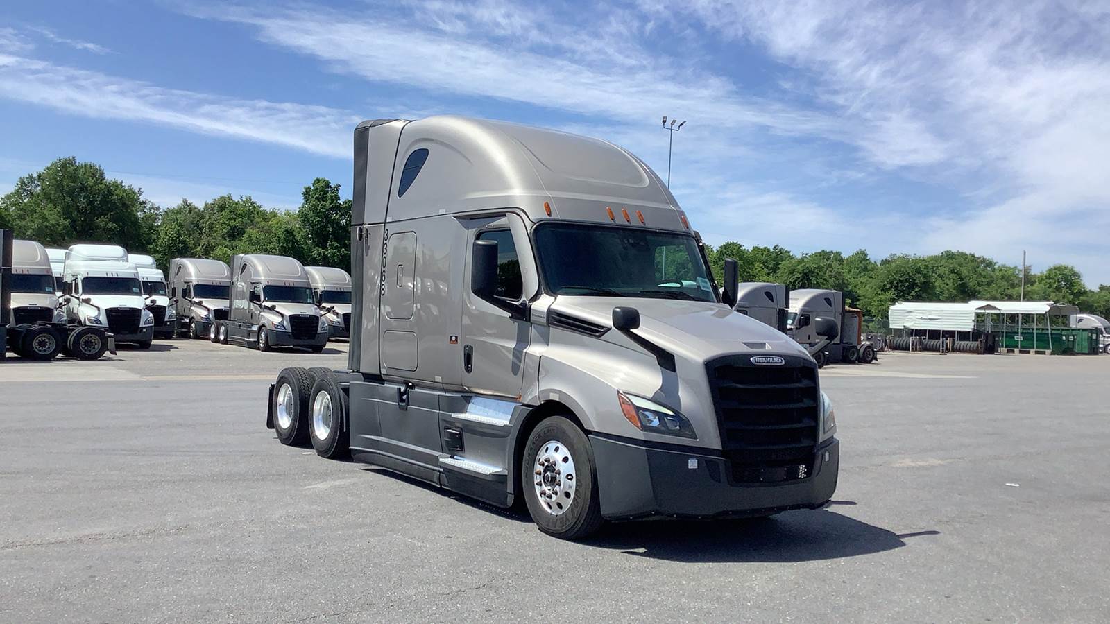 2025 Freightliner sleeper semi-truck