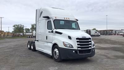 Freightliner Cascadia - 72" Raised Roof Double Bunk Sleeper, Detroit, Automatic, Battery Powered HVAC with Optimized Idle, MirrorEye Equipped