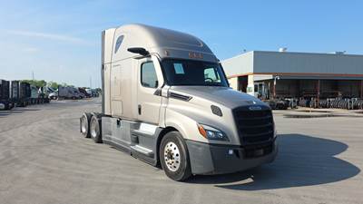 Freightliner Cascadia - 72" Raised Roof Double Bunk Sleeper, Detroit, Automatic, Battery Powered HVAC with Optimized Idle, MirrorEye Equipped