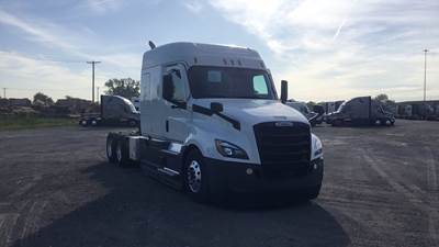 Freightliner Cascadia Sleeper Semi Truck - 72" Extra-Tall Roof, Detroit, Automatic, Battery Powered HVAC with Optimized Idle