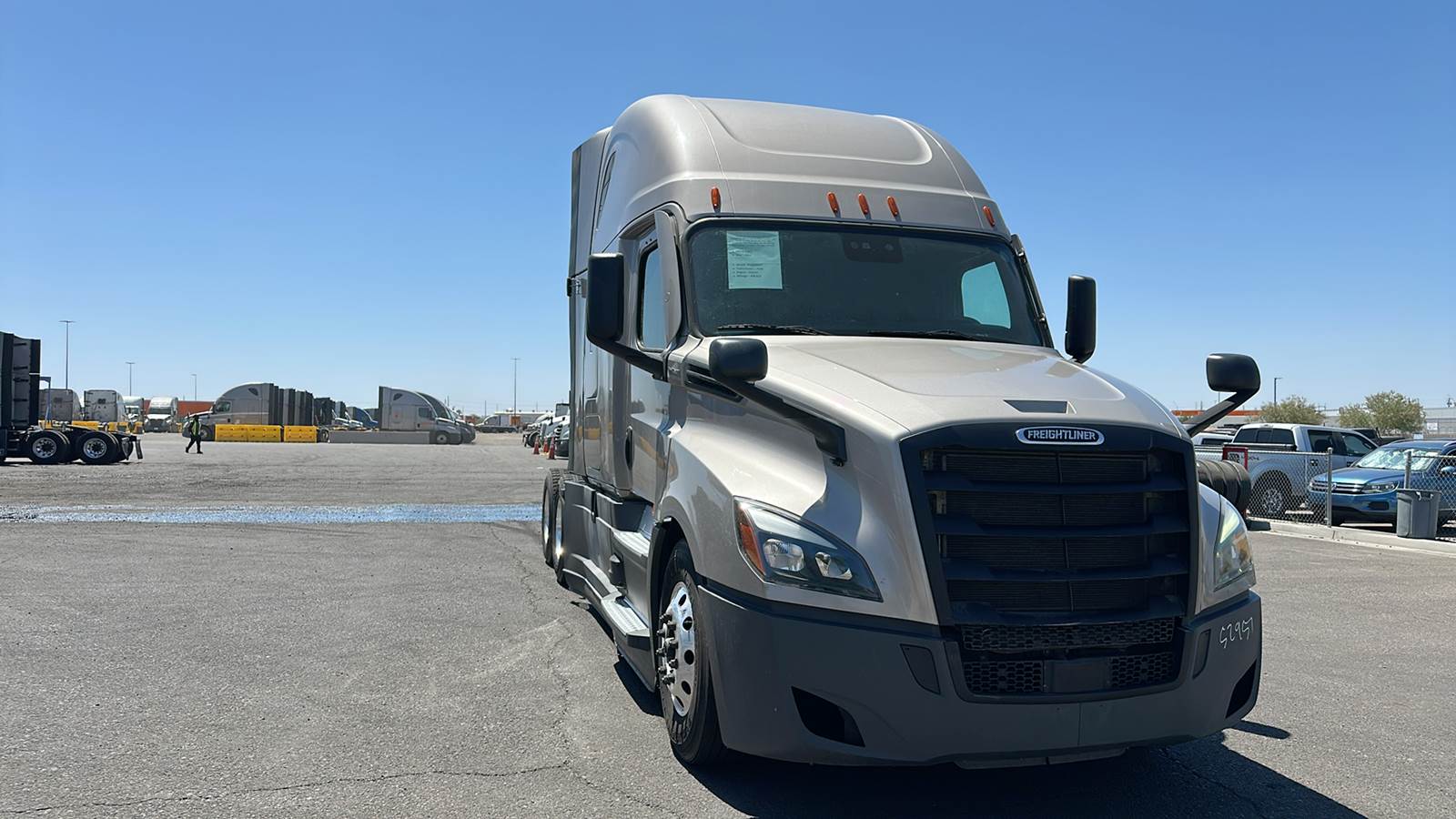 2022 Freightliner sleeper semi-truck