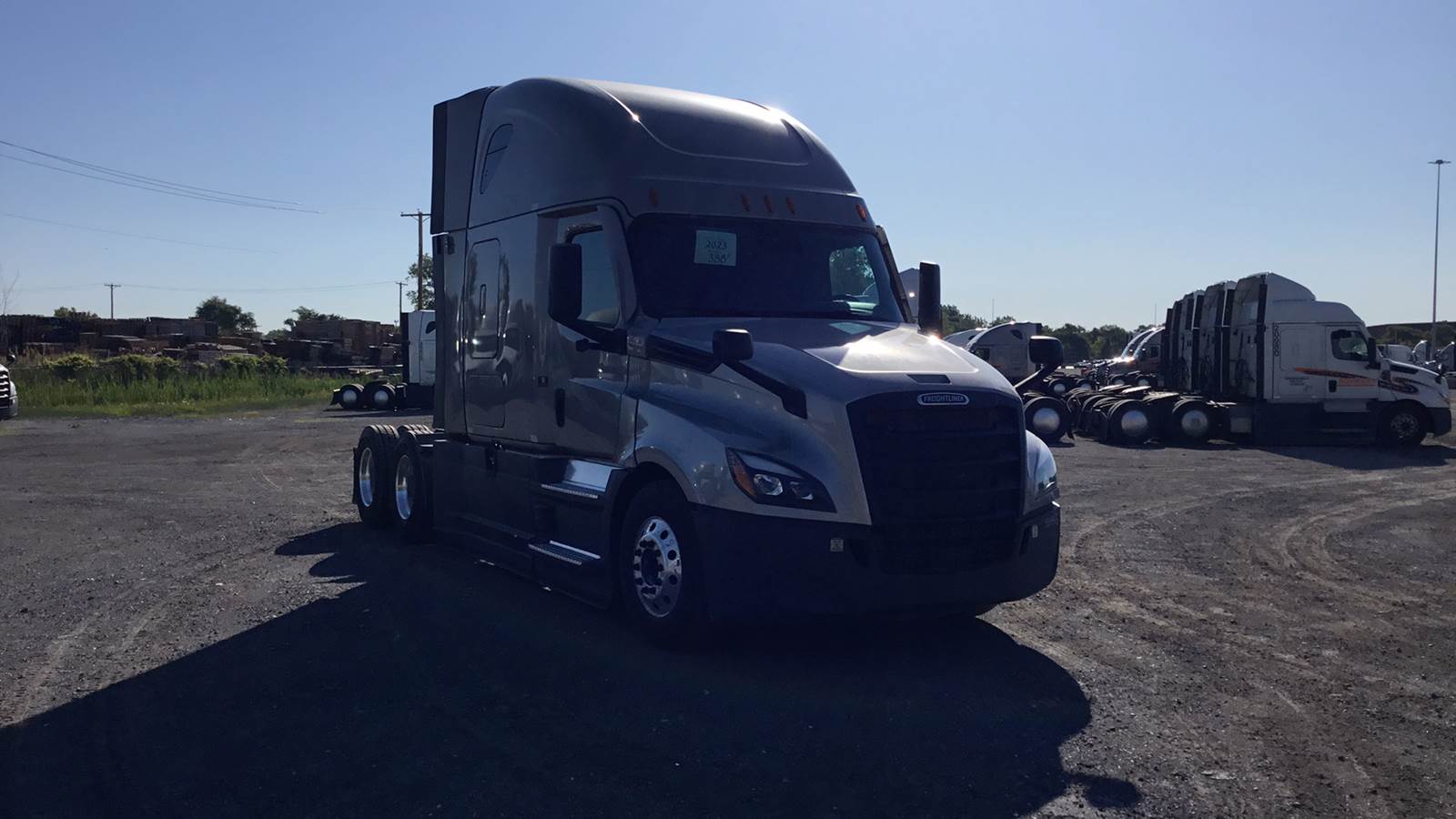 2023 Freightliner sleeper semi-truck