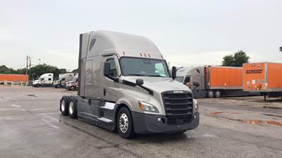 Freightliner Cascadia - 72" Raised Roof Double Bunk Sleeper, Detroit, Automatic, Battery Powered HVAC with Optimized Idle