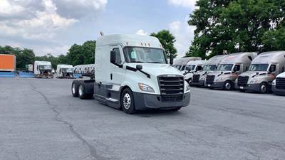 Freightliner Cascadia Sleeper Semi Truck - 72" Extra-Tall Roof, Detroit, Automatic, Battery Powered HVAC with Optimized Idle