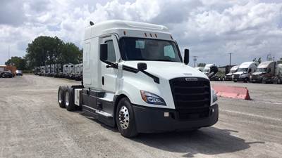 Freightliner Cascadia Sleeper Semi Truck - 72" Extra-Tall Roof, Detroit, Automatic, Battery Powered HVAC with Optimized Idle