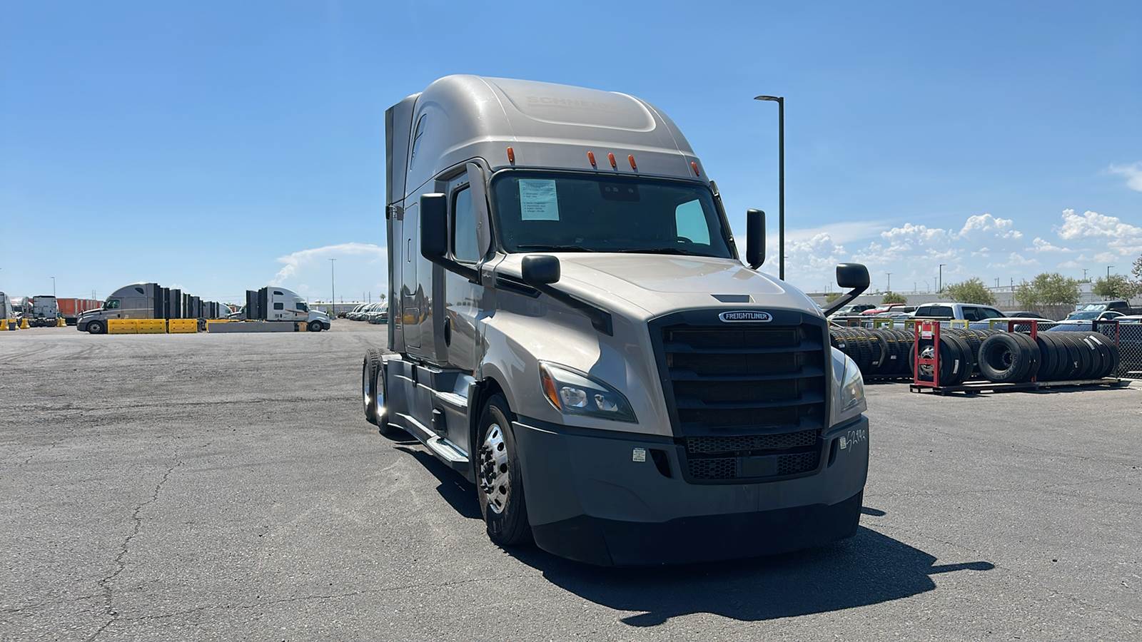 2022 Freightliner sleeper semi-truck