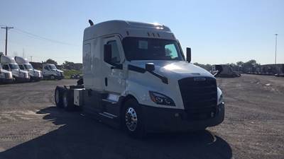 Freightliner Cascadia Sleeper Semi Truck - 72" Extra-Tall Roof, Detroit, Automatic, Battery Powered HVAC with Optimized Idle