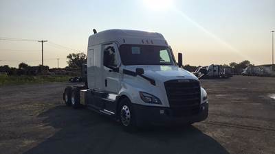 Freightliner Cascadia Sleeper Semi Truck - 72" Extra-Tall Roof, Detroit, Automatic, Battery Powered HVAC with Optimized Idle