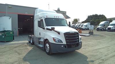 Freightliner Cascadia Sleeper Semi Truck - 48" Extra-Tall Roof, Detroit, Automatic