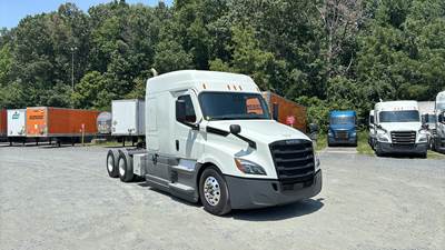 Freightliner Cascadia Sleeper Semi Truck - 72" Extra-Tall Roof, Detroit, Automatic, Battery Powered HVAC with Optimized Idle, Bulk Equipment