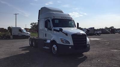 Freightliner Cascadia Sleeper Semi Truck - 48" Extra-Tall Roof, Detroit, Automatic