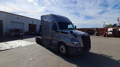 2023 Freightliner Cascadia - 72" Raised Roof Double Bunk Sleeper, Detroit, Automatic, Battery Powered HVAC with Optimized Idle