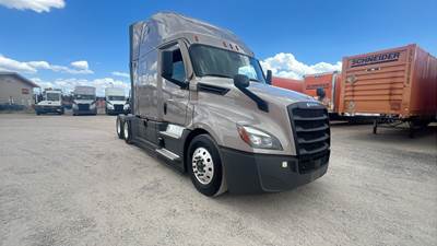 2025 Freightliner Cascadia - 72" Raised Roof Double Bunk Sleeper, Detroit, Automatic, Optimized Idle