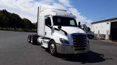 Freightliner Cascadia Sleeper Semi Truck - 60" Extra-Tall Roof, Detroit, Automatic