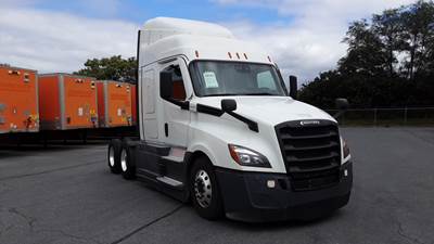 Freightliner Cascadia Sleeper Semi Truck - 48" Extra-Tall Roof, Detroit, Automatic