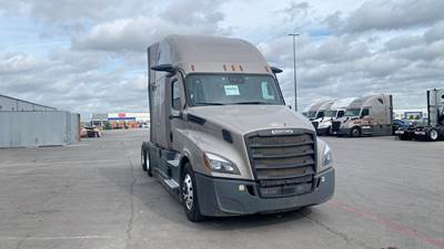 Freightliner Cascadia - 72" Raised Roof Double Bunk Sleeper, Detroit, Automatic, Battery Powered HVAC with Optimized Idle, MirrorEye Equipt