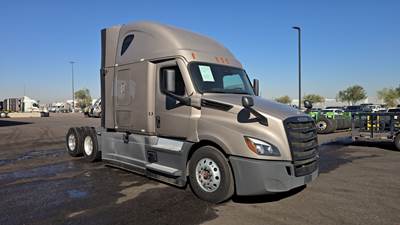 Freightliner Cascadia - 72" Raised Roof Double Bunk Sleeper, Detroit, Automatic, Battery Powered HVAC with Optimized Idle