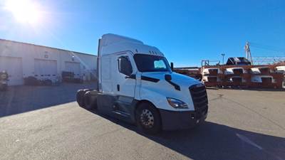 Freightliner Cascadia Sleeper Semi Truck - 48" Extra-Tall Roof, Detroit, Automatic