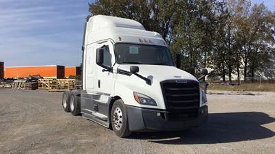 Freightliner Cascadia Sleeper Semi Truck - 48" Extra-Tall Roof, Detroit, Automatic, Optimized Idle