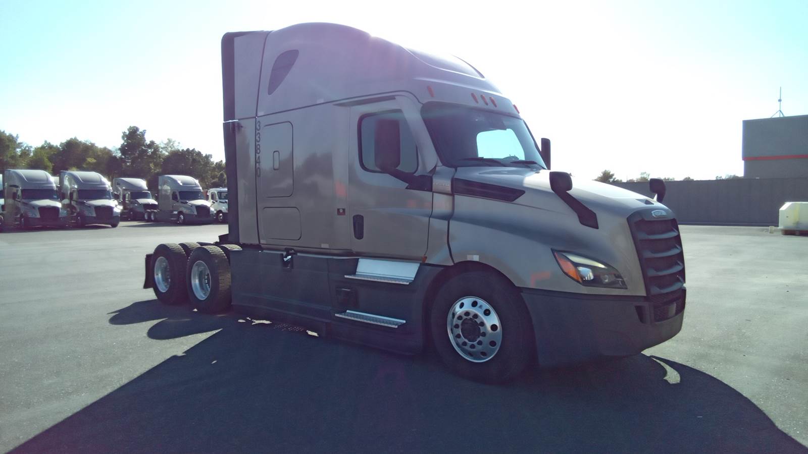 2025 Freightliner sleeper semi-truck