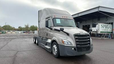 Freightliner Cascadia Sleeper Semi Truck - 72" Raised Roof, Detroit, Automatic, Optimized Idle