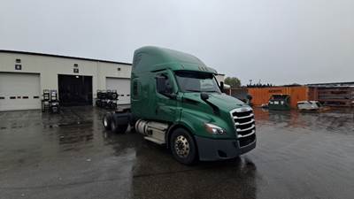 Freightliner Cascadia Sleeper Semi Truck - 72" Raised Roof, Detroit, Automatic