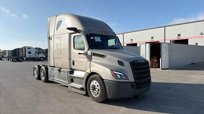 Freightliner Cascadia - 72" Raised Roof Double Bunk Sleeper, Detroit, Automatic, Battery Powered HVAC with Optimized Idle, Mirror Eye Equipped