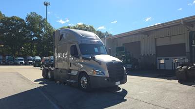 Freightliner Cascadia Sleeper Semi Truck - 72" Raised Roof, Detroit, Automatic, Battery Powered HVAC with Optimized Idle