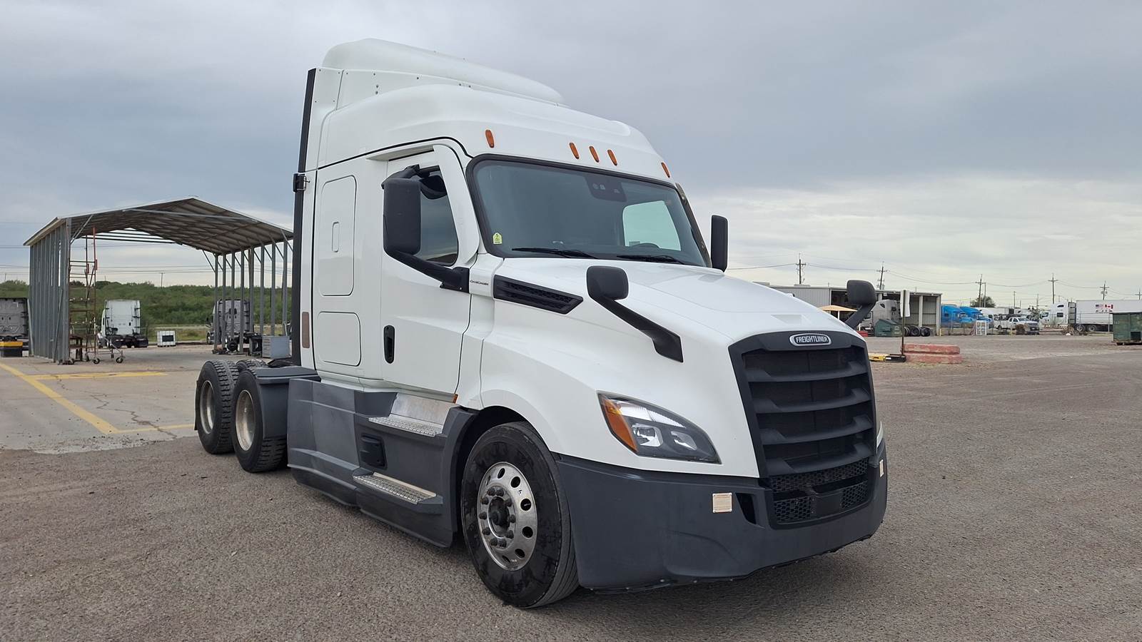 2021 Freightliner sleeper semi-truck