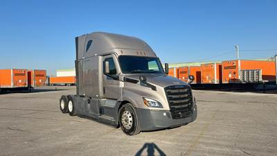 Freightliner Cascadia Sleeper Semi Truck - 72" Raised Roof, Detroit, Automatic, Battery Powered HVAC with Optimized Idle