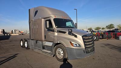 Freightliner Cascadia Sleeper Semi Truck - 72" Raised Roof, Detroit, Automatic, Battery Powered HVAC with Optimized Idle