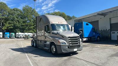 Freightliner Cascadia Sleeper Semi Truck - 72" Raised Roof, Detroit, Automatic, Battery Powered HVAC with Optimized Idle