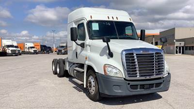 Freightliner Cascadia Sleeper Semi Truck - 48" Extra-Tall Roof, Detroit, Automatic