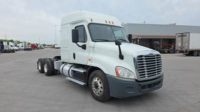 Freightliner Cascadia Sleeper Semi Truck - 48" Extra-Tall Roof, Detroit, Automatic