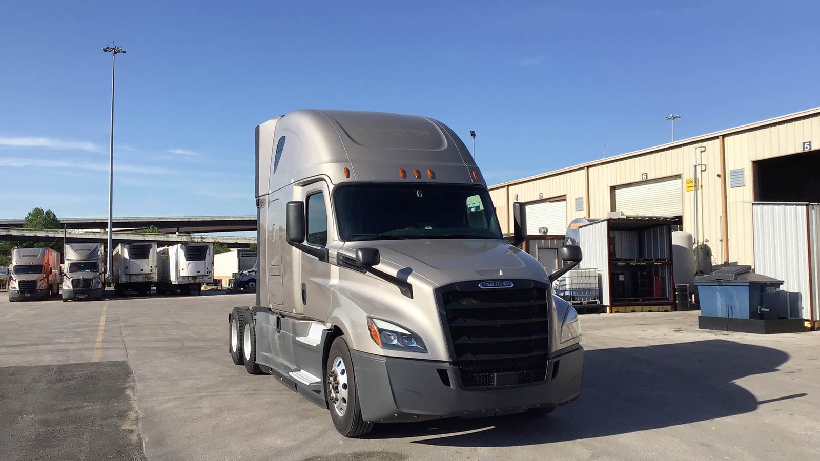 2020 Freightliner Sleeper Semi Truck - 72