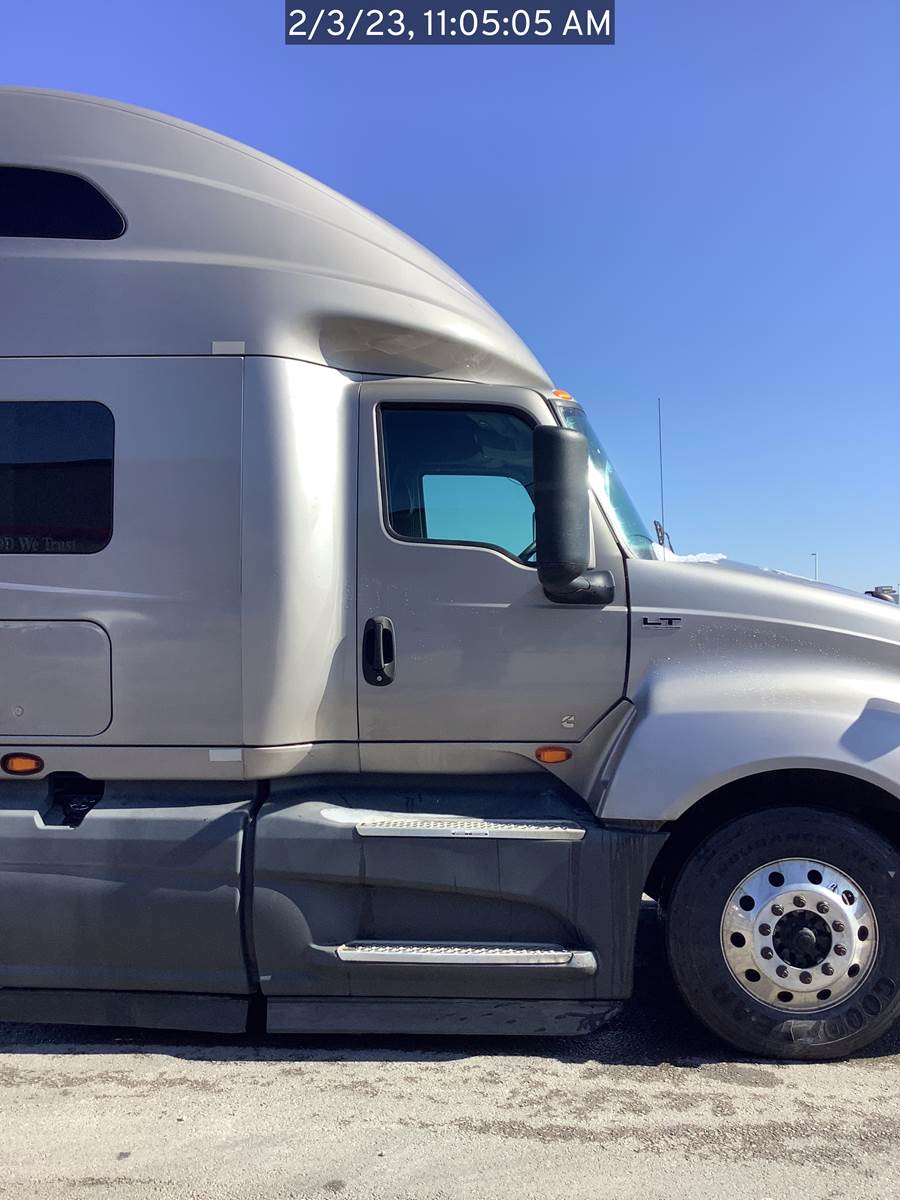 2018 International LT Sleeper Semi Truck 73" Roof, Cummins 400HP