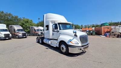 International LT Sleeper Semi Truck - 56" Raised Roof Sleeper, Cummins, Automatic
