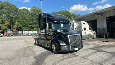 Volvo VNL860 Semi Truck - 77" Raised Roof Double Bunk Sleeper w/ Lounge, D13, Automatic, Battery Powered HVAC with Optimized Idle