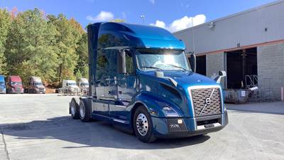 Volvo VNL760 Sleeper Semi Truck - 70" Raised Roof Double Bunk Sleeper w/ Lounge, D13, Automatic, Battery Powered HVAC with Optimized Idle